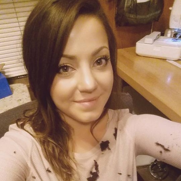 Mal🤙 - Picture 3 of 4